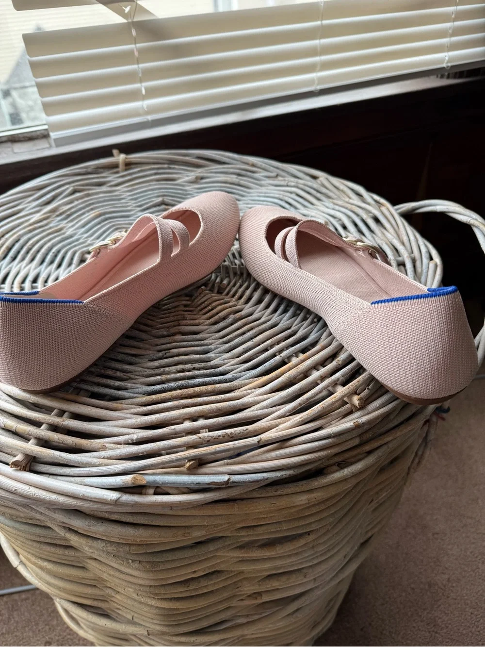 Rothys soft blush